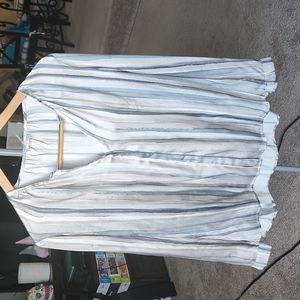 Ecru 100% silk shirt size medium